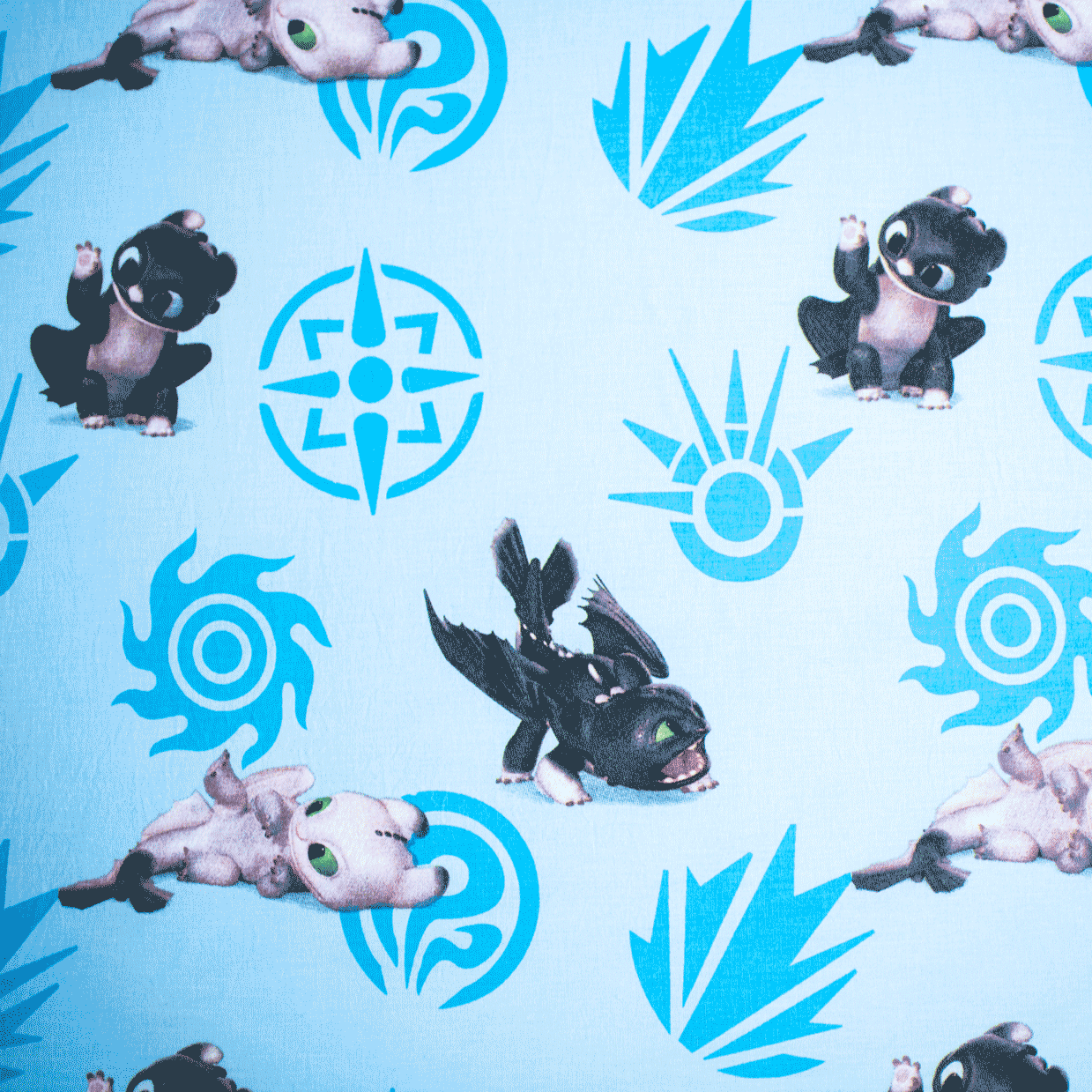 How to Train Your Dragon "Babies" fitted sheet Jerry Fabrics