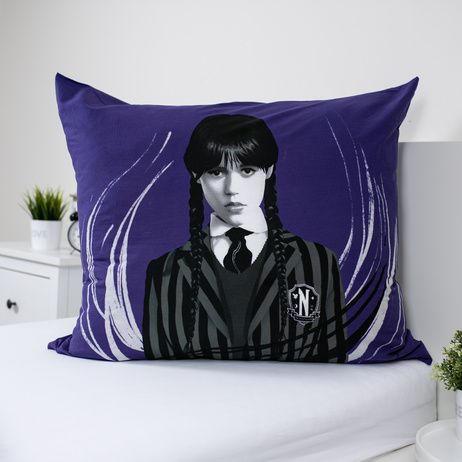 Wednesday "Handy Thing" image 5