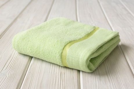 Towel light green 70x140 cm image 1