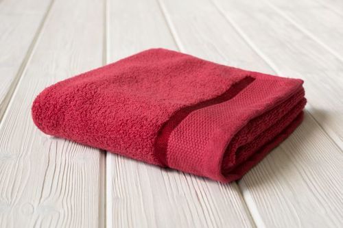 Towel dark burgundy 50x100 cm