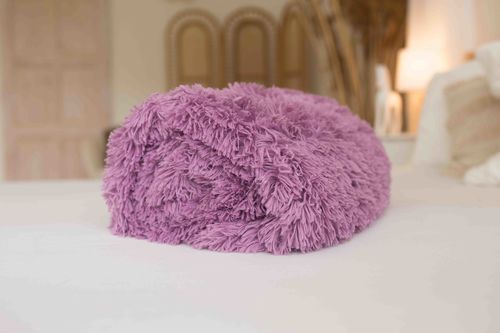 Deka s dlouhým vlasem fialová malá